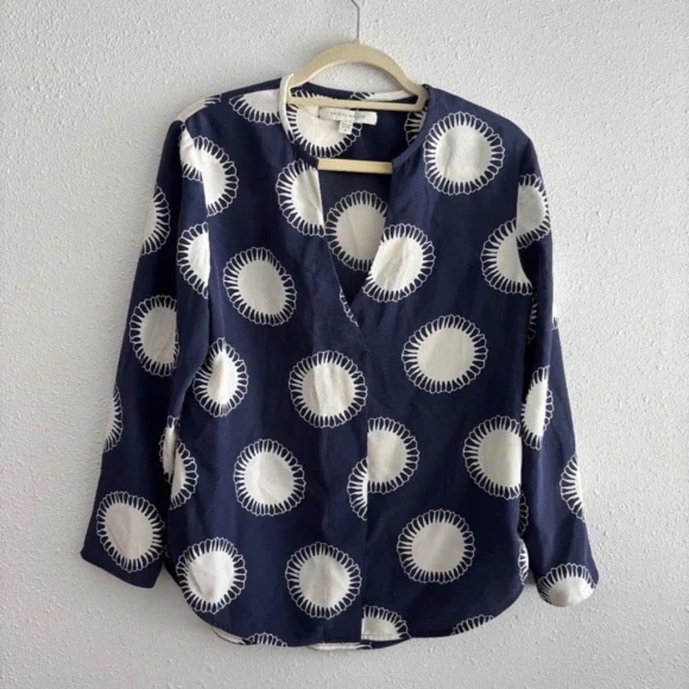 Brochu Walker Navy White Circle Print 100% Silk Blouse